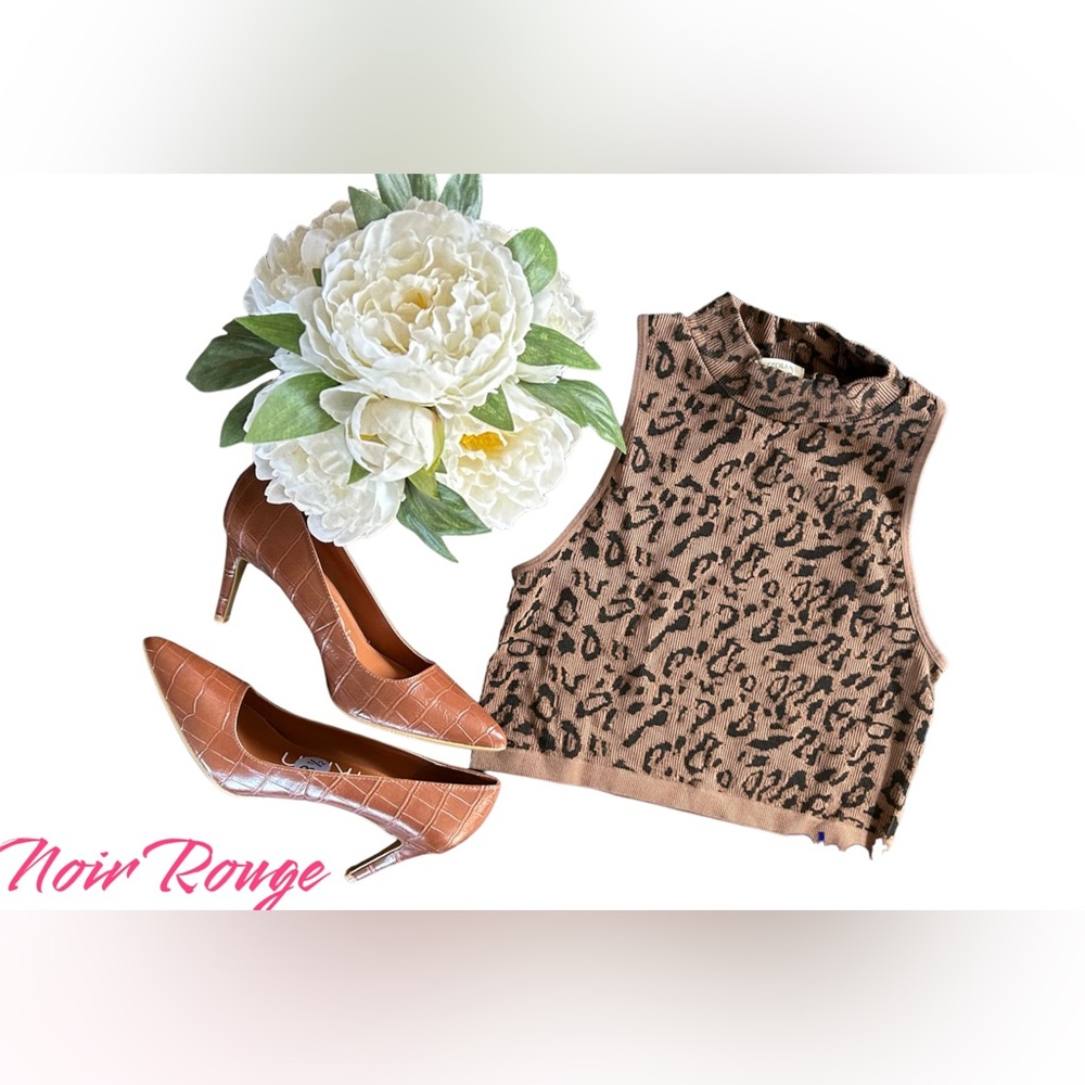Woman’s Leopard Tank Top